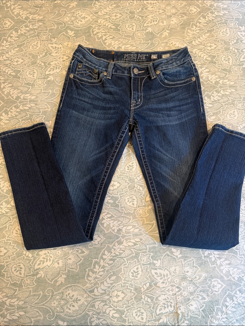 Miss Me Skinny Jeans 29